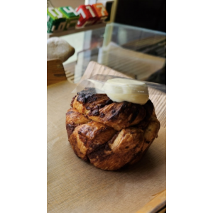 70th st Roll Frozen Dough 162g